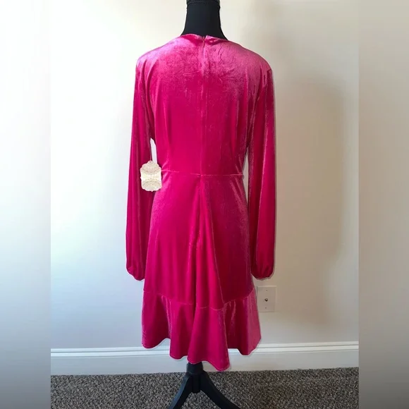 NWT Altar'd State Fuchsia Velvet Long Sleeve Faux Wrap Dress Size Large - Picture 2 of 9